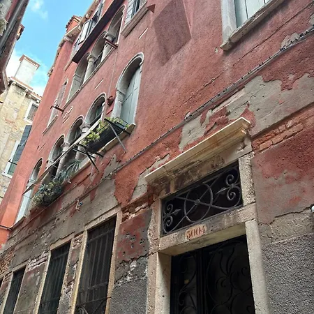 A Casa Tua 3 *